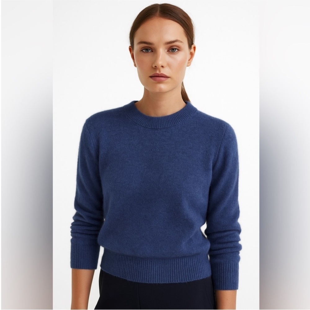 new Reformation Dana recycled cashmere crew neck sweater in Danube medium blue